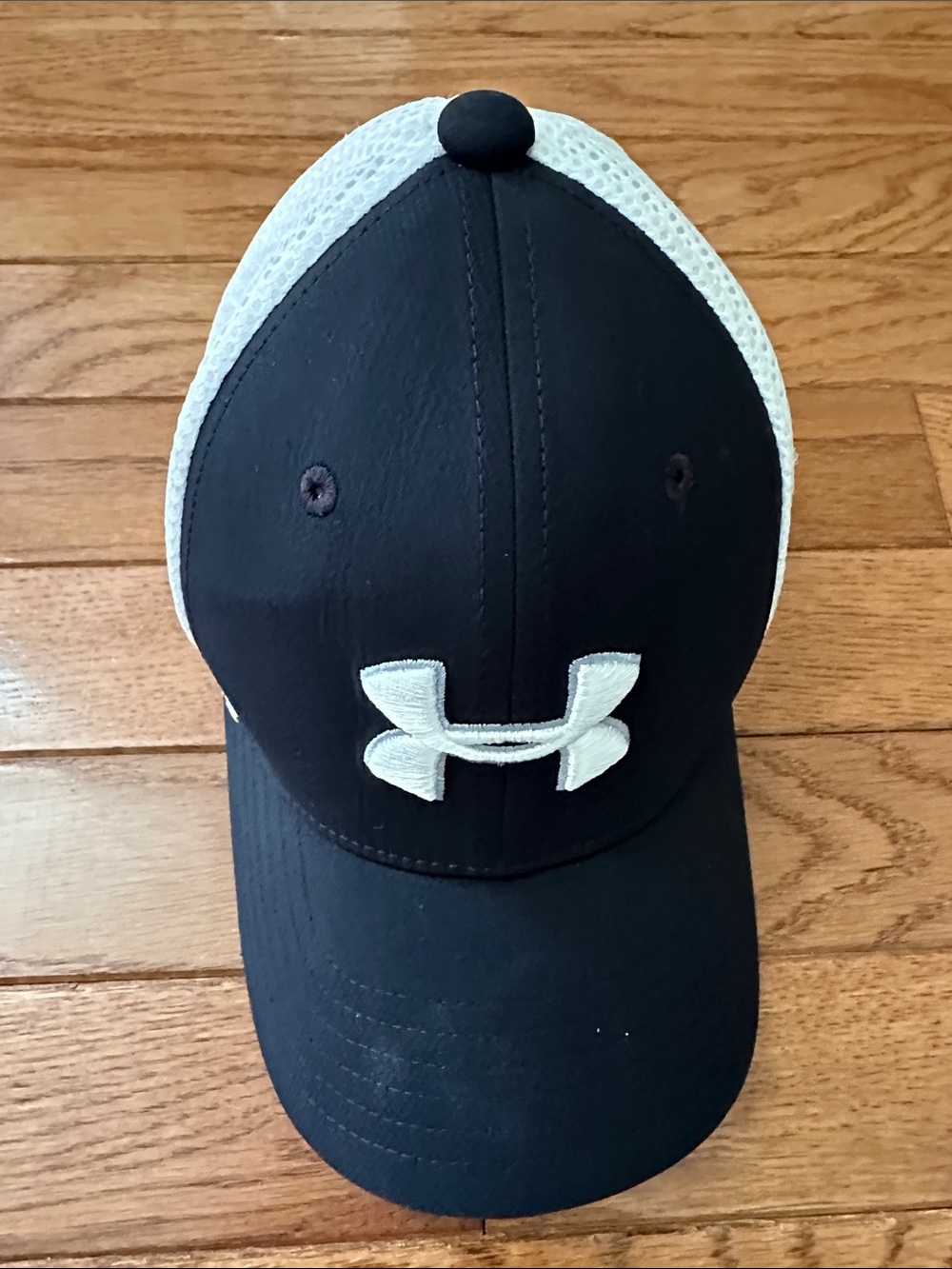 Under Armour kids baseball hat Kids Trucker Cap black white XS/small